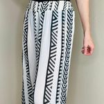 Elan Black & White Tribal Wide Leg Casual Pants Photo 5