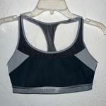 Under Armour Sports Bra Photo 0