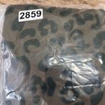 Rails ‎ Theo Olive Green Flocked Leopard Sweatshirt size medium Photo 6