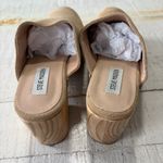 Steve Madden Brooklyn Clogs size 9 Tan Suede Studded Wooden Sole Photo 3