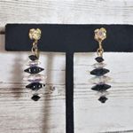 Vintage Clip On Earrings Photo 0