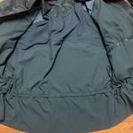 Lululemon  Pack It Up Jacket in black/camo with hood size 2 Photo 14