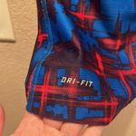 Nike  Women’s Racerback Tank Top Built in Bra Size Small Photo 5