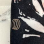 Balance Collection  capri leggings Photo 1