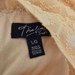 Thalia Sodi Marigold Ruffle Textured Cold Shoulder Blouse Size Large Photo 5