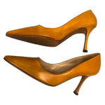 Manolo Blahnik Pointed Toe Leather Pumps Heels Shoes Size 37 Orange Photo 0
