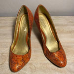 Kenneth Cole Reaction faux orange snakeskin size 8 wedge. “Side Street” line Photo 2