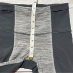 Lululemon Black/ Grey Run with The Sun Tights Activewear Bottoms Size 2 Photo 10