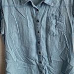 Celebrity Pink 💥 Light Denim Chambray Short Sleeve Button Down Lightweight Top M Photo 6