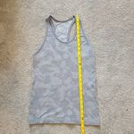 Athleta Women's Small Speedlight Tank Top Light Grey Camo Racerback Stretch Photo 4
