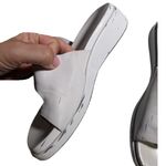 Vtg Y2K Nine West White Leather Toe Loop Low Wedge Summer Slide Sandals Sz 5.5 Photo 4