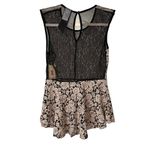 Alice Moon NWT, Sleeveless Stretch Mesh Top Photo 1