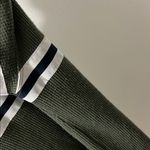 Hollister  Women's Green Long Sleeve Top Photo 9