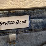 FINAL MARKDOWN Studio blue distressed jeans 29 Photo 3