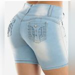 Moda Express MX JEANS Levanta Cola Torn Light Wash Mid Thigh Shorts Size 5 Blue Photo 2