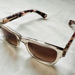 J.Crew β
Irving Sunglasses - Multicolored β
Photo 2