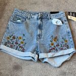 Hot Topic  Indigo Ultra High Rise Ghost Relaxed Fit Mom Jean Shorts SIZE 15 Photo 0