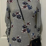 Dress Barn 2/15 Soft flower top Photo 0