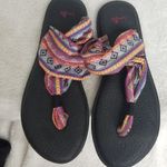 Sanuk  fabric sandals Photo 1