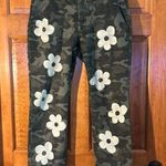 Chantal Galipeau Studio Women’s Size Camo Flower Power Pants 34x30 Photo 0