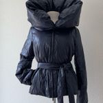 BCBGMAXAZRIA Navy Puffer Jacket Balloon Collar Lightweight with Belt Size M Photo 0