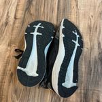 Avia  memory foam shoes size 6 Photo 3