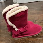 Koolaburra by Ugg  Short BYR PINK ARLEN SHORT Bow Faux Fur-lined Lightweight Photo 1