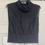 Puma  black windbreaker vest hood pocket Photo 4