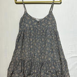 Dress Forum  Tank Top Women's Small Gray Floral 100% Rayon Scoop Neck‎ Peplum Hem Photo 0
