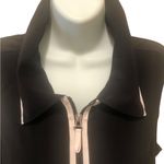 Chico's Chico’s Zenergy Contrast Trim Golf Vest Black White Trim Full Zip Pockets Photo 2