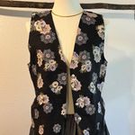 Karen Scott  Vintage Black Floral Print Pearl Button Front Vest Top Size Small Photo 9