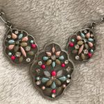 Francesca's Statement Necklace Photo 5