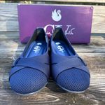 Gloria Vanderbilt  womens Debbie slip on flats navy 8 Photo 4