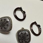 Monet Lot Of 2 Signed Purple Clip On Earrings Signed And Napier Photo 1