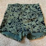 Lululemon Spandex Short Shorts Photo 0