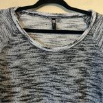 Kut From The Kloth Women’s Grey Black Shimmery Pullover Top Sz Small Photo 4