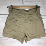 H&M khaki shorts Photo 1