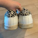 P448  John Low Top Distressed Lace Up Sneaker Leather Cheetah Size 41/10-10.5 Photo 4