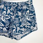 American Eagle Blue & White Tropical Floral Print High Rise Shorts Photo 4