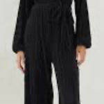 VERO MODA  Classic Black Jumpsuit Photo 0