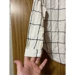 Lush Clothing Lush White Plaid Woman’s Long Sleeve V-Neck Top Size Medium Photo 10
