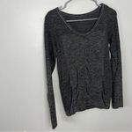 Fabletics Women's Charcoal Long Sleeve Top Photo 1