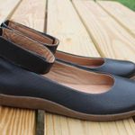 Clarks Medora Nina Black Women’s Flats Size 10 Photo 0
