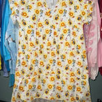 Disney  cruise line sunshine minie mouse 3 tiered dress with ruffle sleeves XXL Photo 0