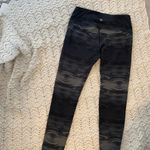 Athleta Chaturanga Gray Multi Flare Print Leggings XS Photo 4