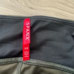 Spanx Green‎ Faux Leather Snakeskin Textured Highwaisted Leggings Size Small Green Photo 2