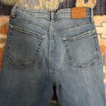 Lucky Brand Jeans Photo 2