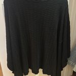 Lululemon Poncho Photo 1