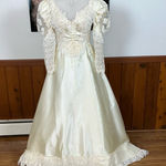 Fabulous Vintage 1970s/80s Ivory Satin Prairie Style Wedding Gown! Size 12 Photo 0
