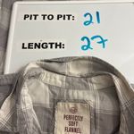 SO  Perfectly Soft Flannel Grey Cream White Button Shirt Women's Size Large Photo 2